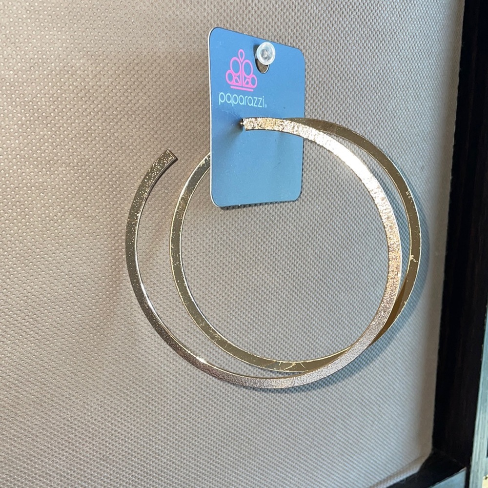 Paparazzi golden 4 inch hoop